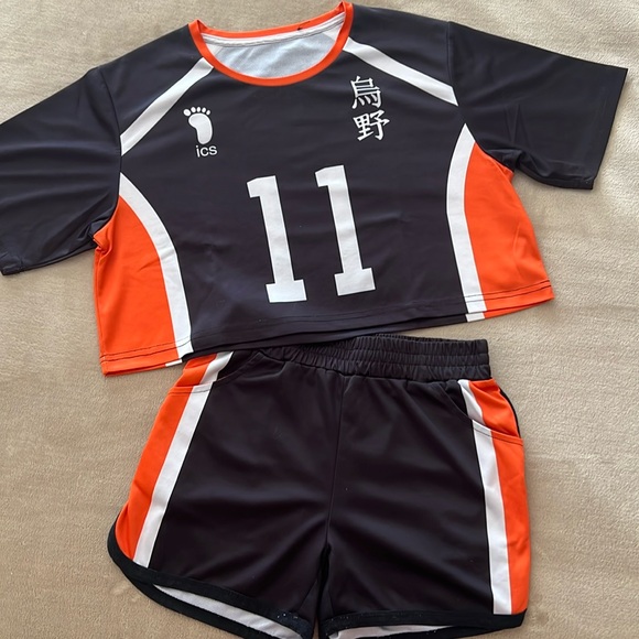 EUC Haikyuu Anime Hinata Shoyo Karasuno Volleyball Cosplay Crop Top Short Set - Picture 1 of 9